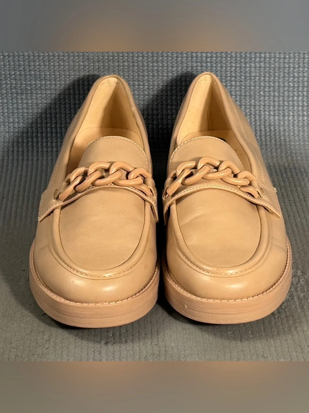 Marc Fisher Babbie Chain Link Loafers Tan Nude Platform Lug Sole Women’s Size 8